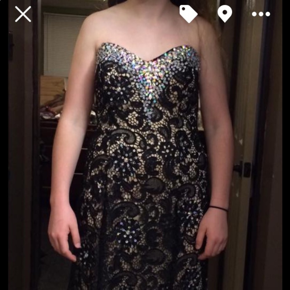 Black lace prom / pageant dress